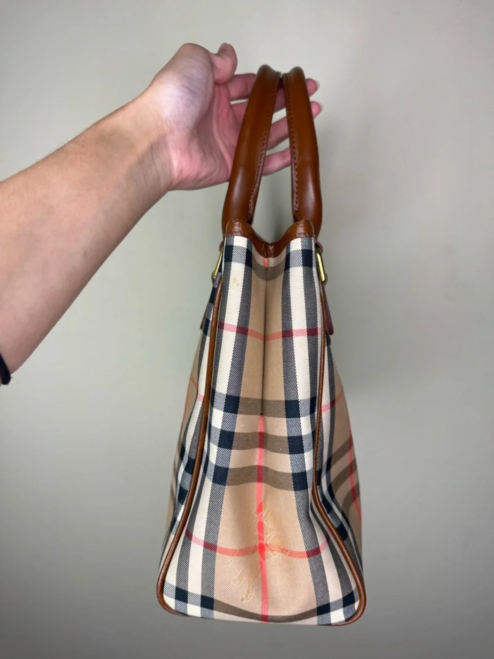 Burberry Beige Plaid Bag with Brown Leather Trim - Picture 4 of 7